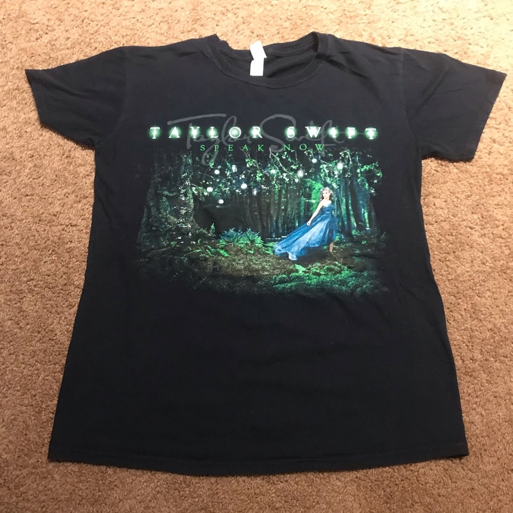Vintage Taylor Swift Speak Now Tshirt Size Small 2011 Cotton